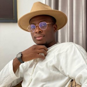 Popular Comedian, Sydney Talker Graduates From UNIBEN