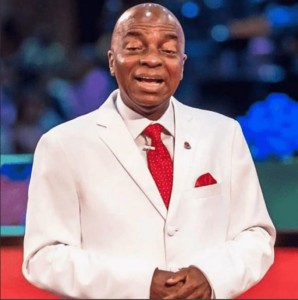 I Refused Moving To US In 1987 – Oyedepo Blasts Nigerians Suffering Abroad