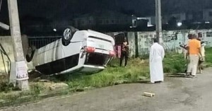 “Seatbelt saved my life” – Man says as his car tumbles in Lekki after he fell asleep while driving