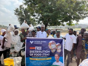 Fatade Olamilekan Idowu embarks on food distribution programs for hundreds of Osun inhabitants